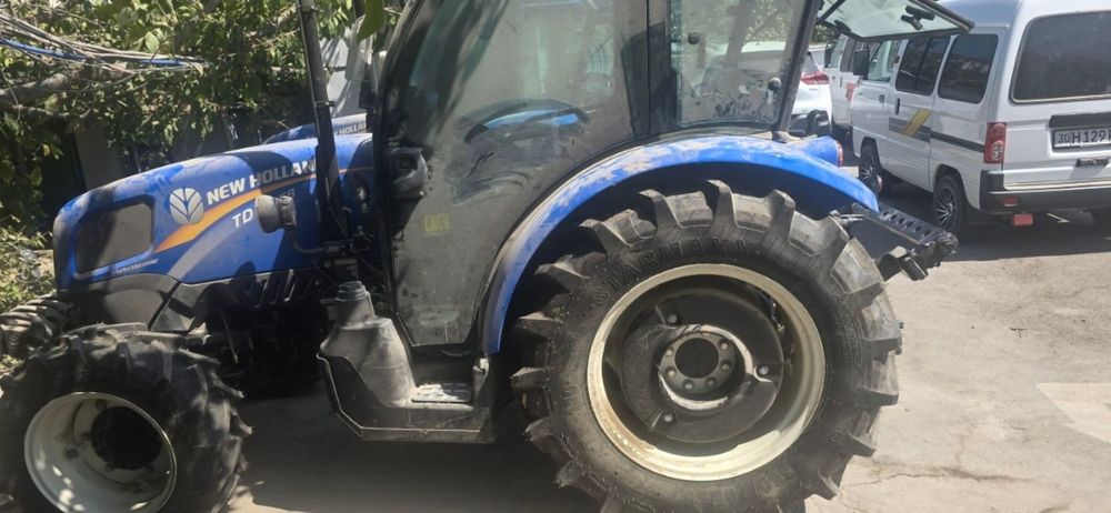 Dt 4 65B Nev Holland