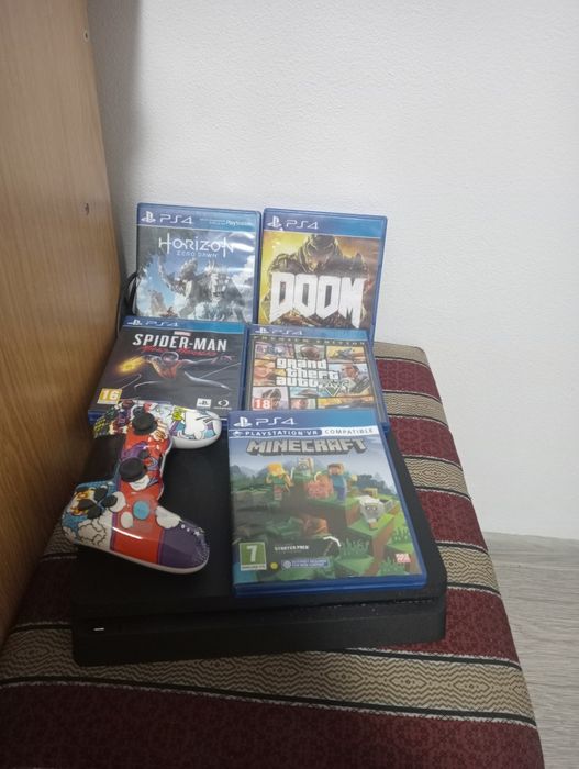 Vand PS4 de 400GB