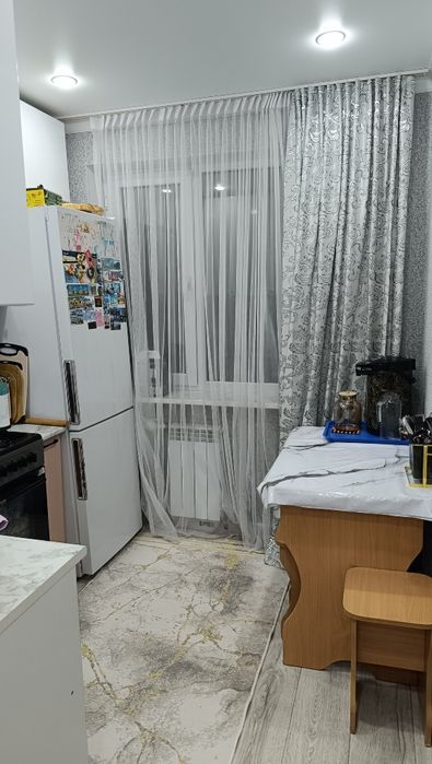 Продается 2 комн квартира 7 мкр