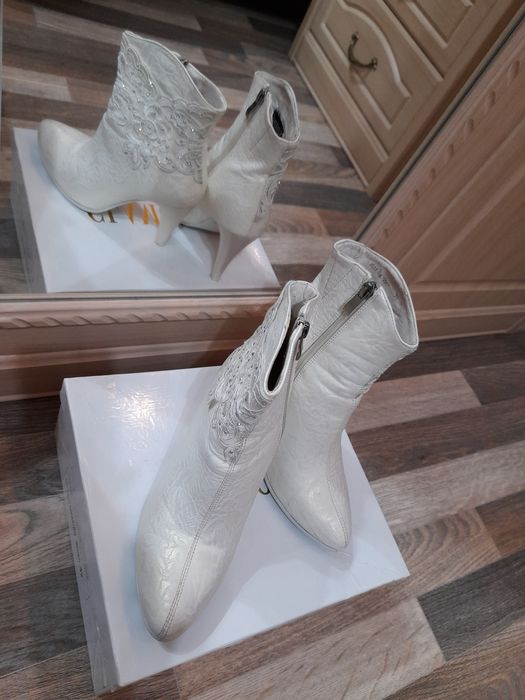 Женская обувь от 5000