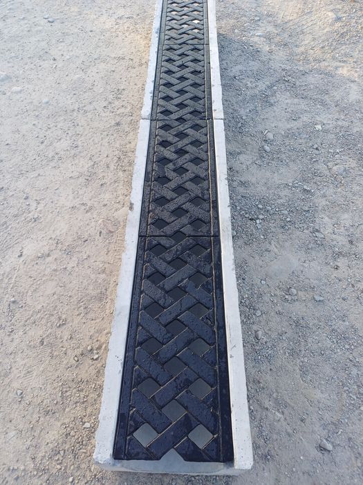 Latok krishka, Латок, Бордюр