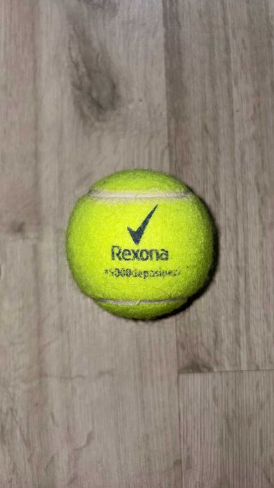 Minge tenis semnată Simona Halep – ediție campanie Rexona 2018 (de colecție)