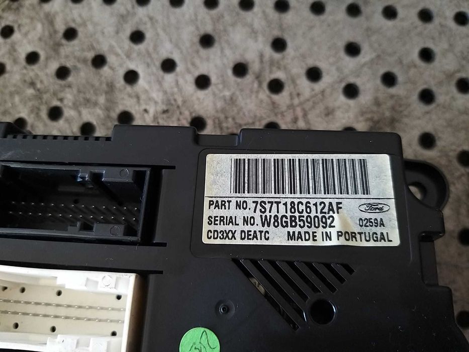 Panou comanda clima ac ford mondeo mk4 2007 7s7t18c612af