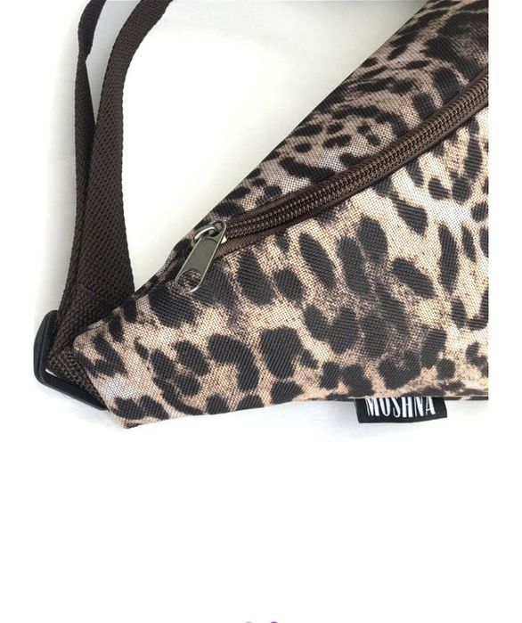 Новая. Поясная леопардовая сумка.