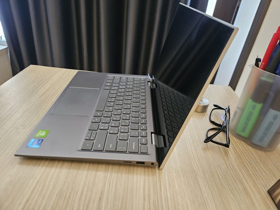Dell Inspiron 2-in-1 Touchscreen | i7 Gen 11 | 16GB RAM |