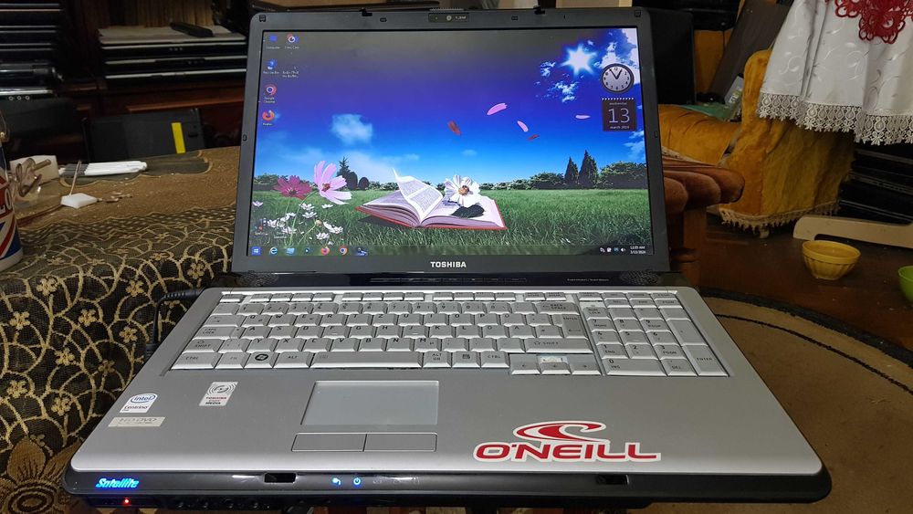 Laptopuri puternice, foarte bune, ieftine,de firma, promotie 2025