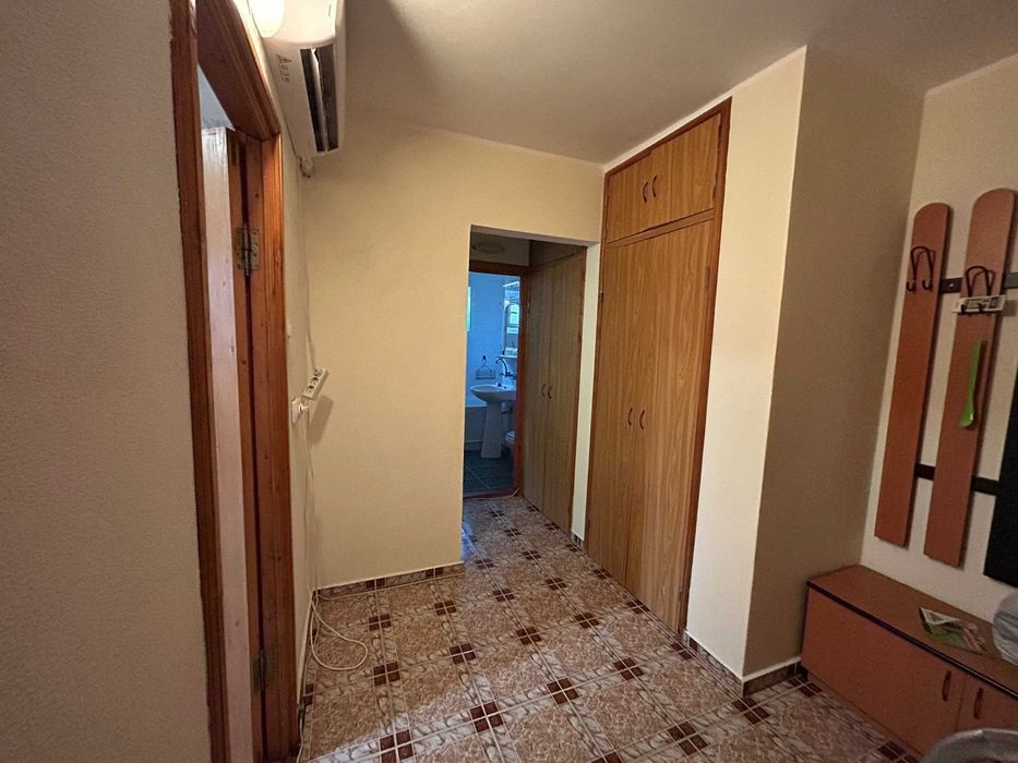 Vand apartament 2 camere in Galati, zona Mazepa 2, etajul 2, zona centrala; 80000 euro negociabil, liber, acte la zi, telefon 0722971531