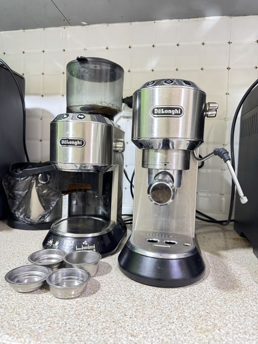 Кофеварка Delonghi EC 685 и кофемолка Delonghi dedica KG521