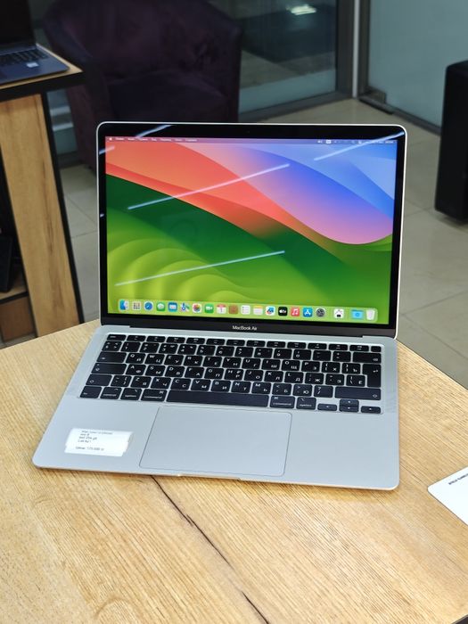MacBook Air 13 | 2020 | Intel i3 | 8/256гб