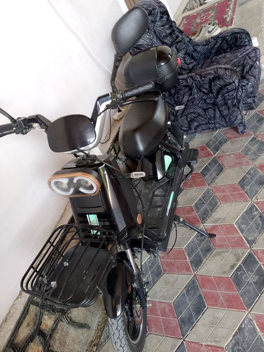 Elektro skuter sotiladi
