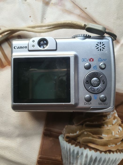 Продам фотоапарат Canon A 550