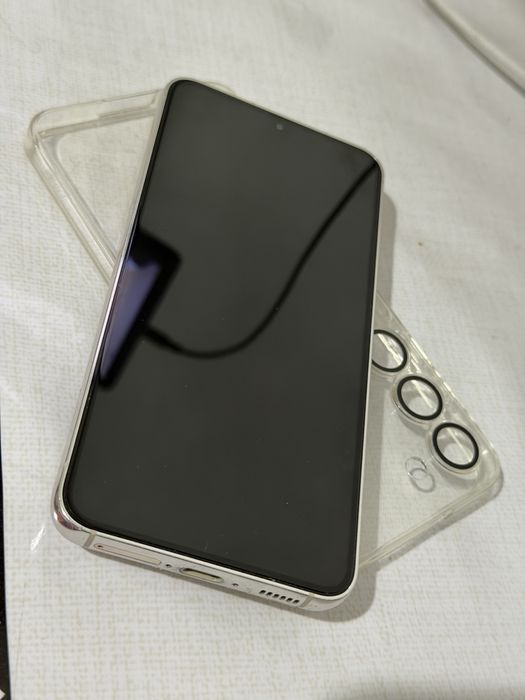 Samsung S23 256gb идеальный