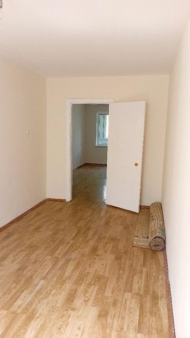 Срочно продам 2х комнатную квартиру