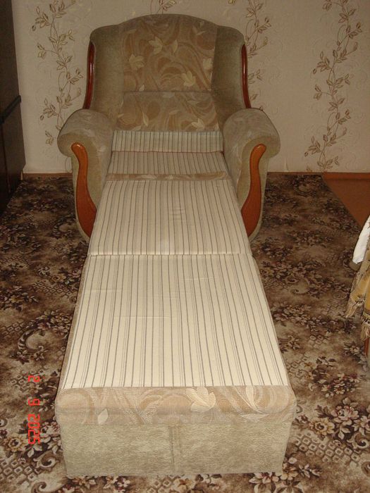 продам диван и два кресла кровати