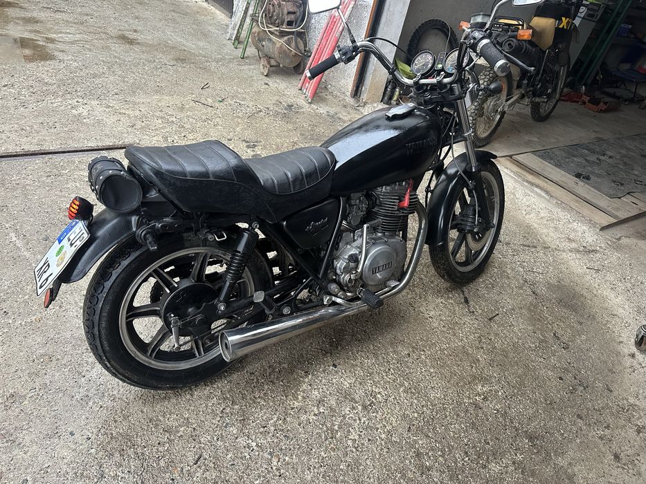 Yamaha xs400 apecial