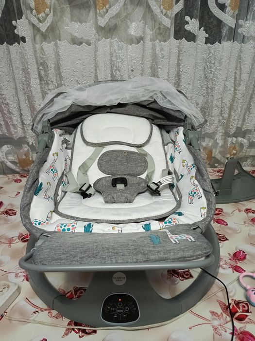 Продам шезлонг детский