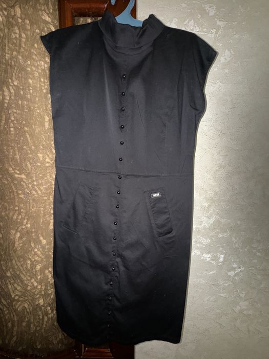 Платья каждый по 2000 тенге