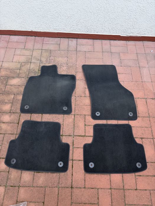 Covorașe originale Audi A3 8V / S3 / RS3 2013-2020 OEM – set 4 buc