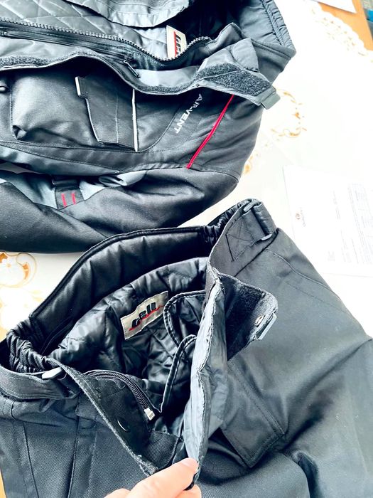 Haine de motocicletă pentru femei
