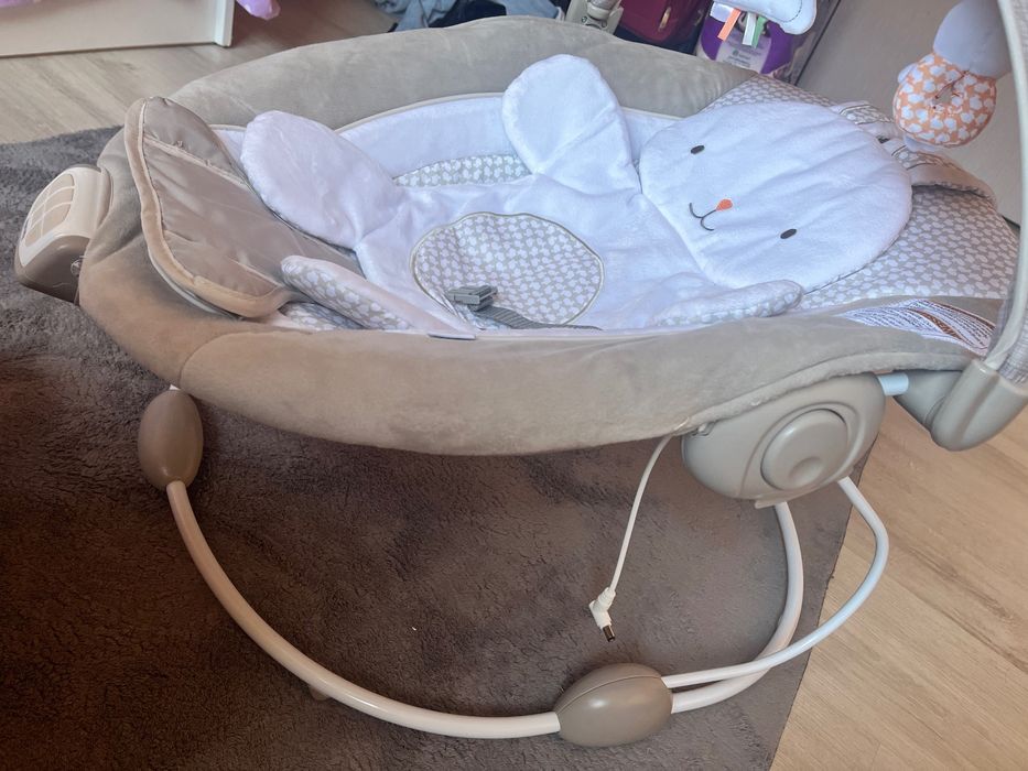 Бебешка люлка ( шезлонг)  зайче до 9кг.