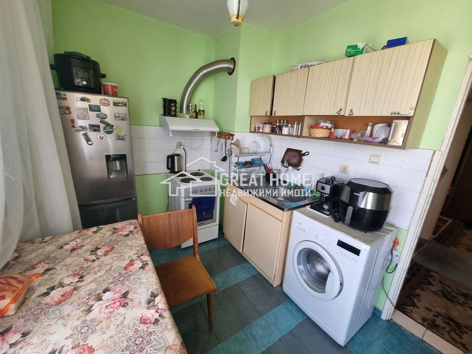 Дава се под наем Двустаен апартамент в Търговище, Център - 60 кв.м за 198.9 € - Снимка #3