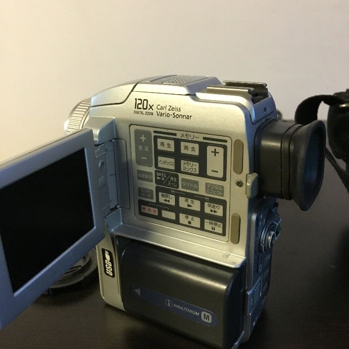 Vand camera video handycam Sony digital DCRPC110 Bucuresti Sectorul 2