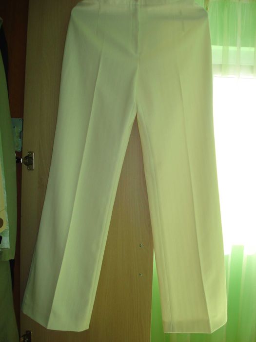 Елегантно сако и панталон на модна къща "Тани фешън"