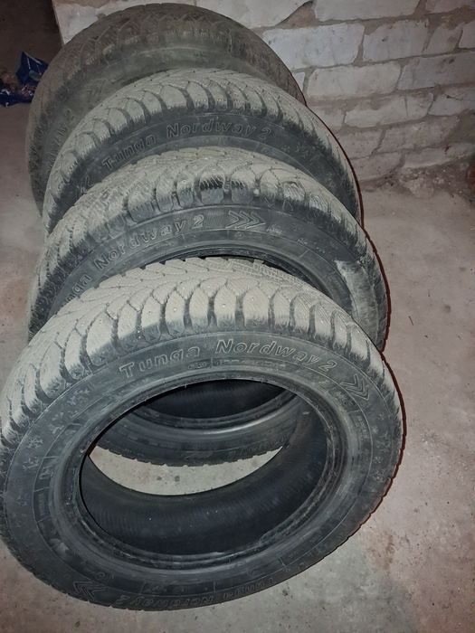 Продам зимний колеса  185/60/14
