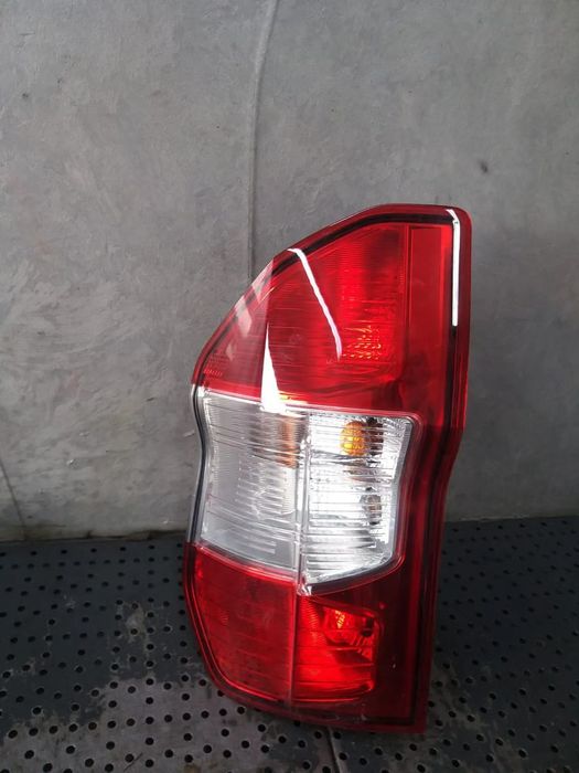 Stop tripla lampa dreapta ford transit courier c4a et7613404af