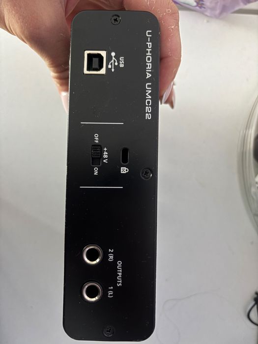Аудиоинтерфейс За Китара Behringer