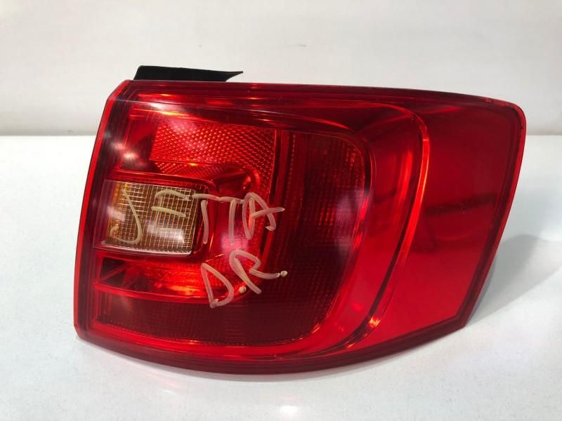 Stop dreapta aripa Volkswagen Jetta 4