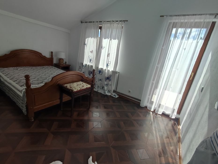 Casa de Vânzare  plus teren de 1080 m