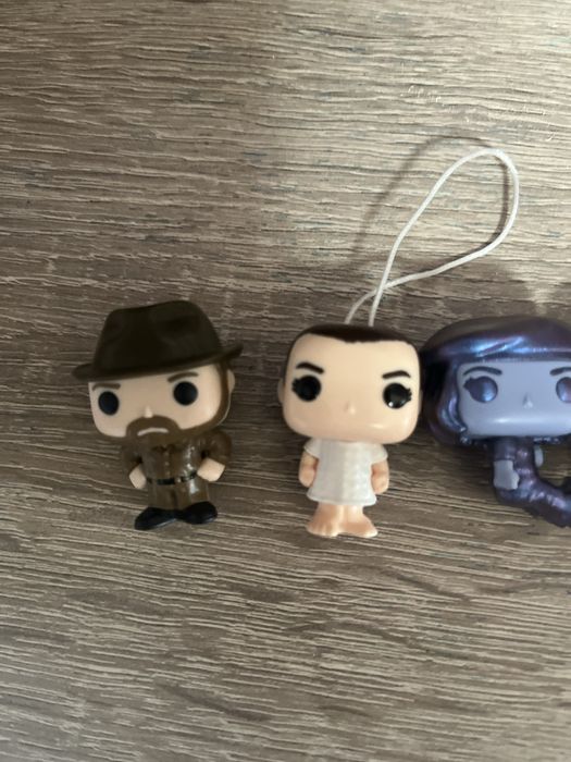 stranger things kinder joy