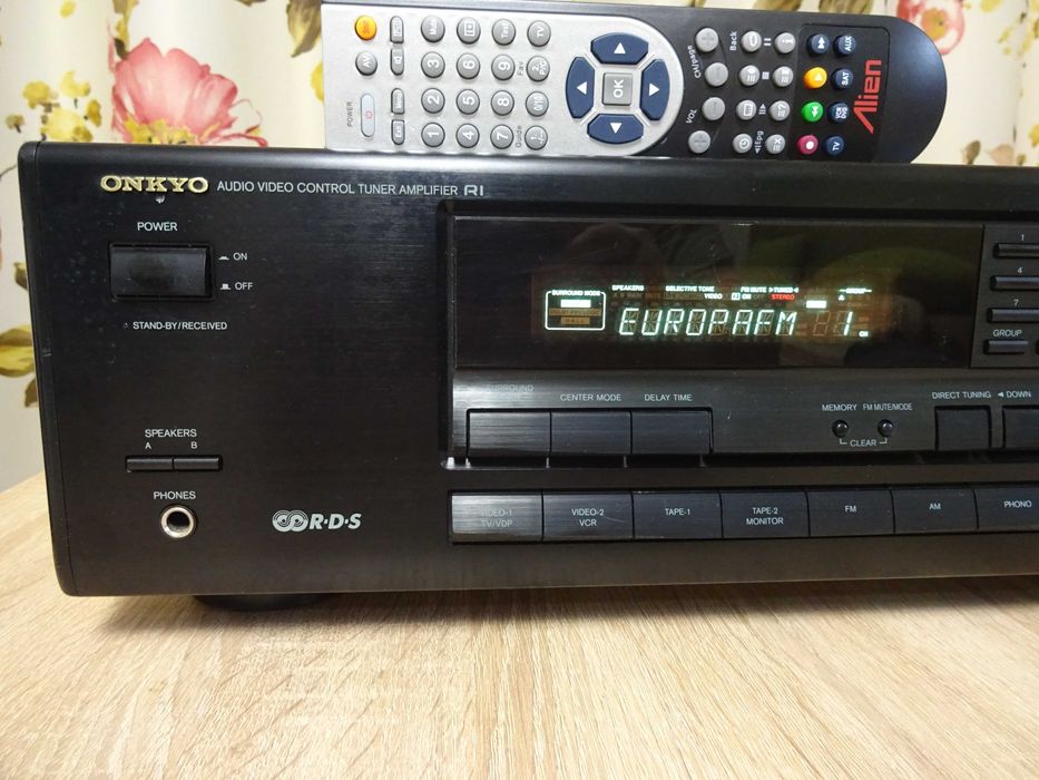 Amplificator-receiver audio-video, home cinema, iesire 5.1, Onkyo