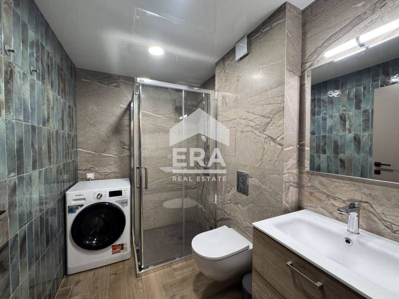 Продава се  в Варна, Център -  кв.м за 0 €/ - Снимка #4