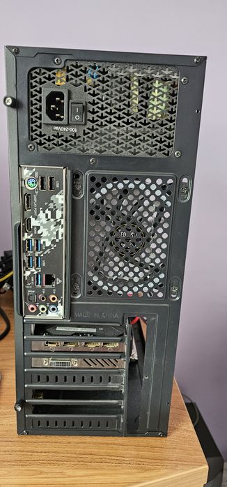 Продавам геймърски компютър