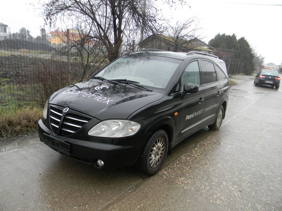 Dezmembrari Ssangyong RODIUS (2005-) 2.7 Xdi Motorina