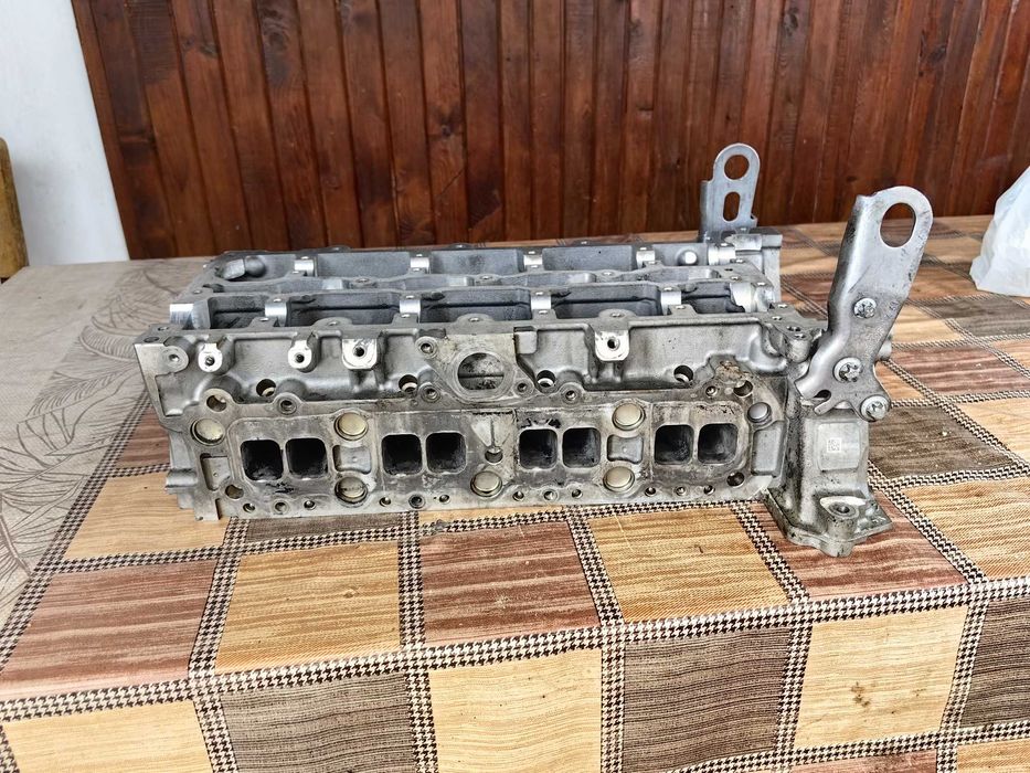 Глава за mercedes 220cdi 170 коня 651