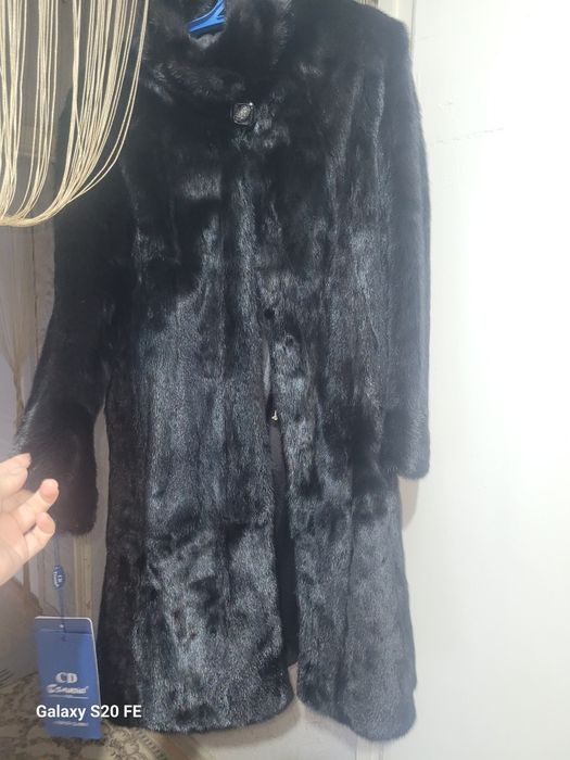 Норковые шубы продаю