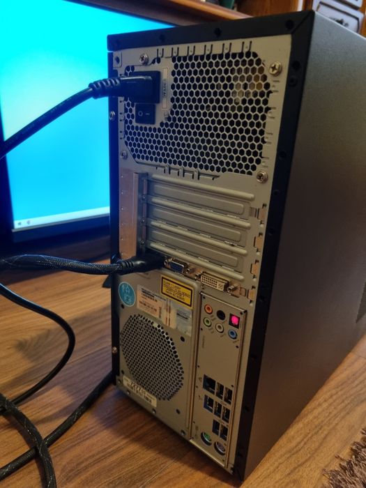 PC Desktop Medion i5 750M , 16 gb RAM , HDD 1 TB , nVidia  GT 730 2 gb vRAM , Windows 10