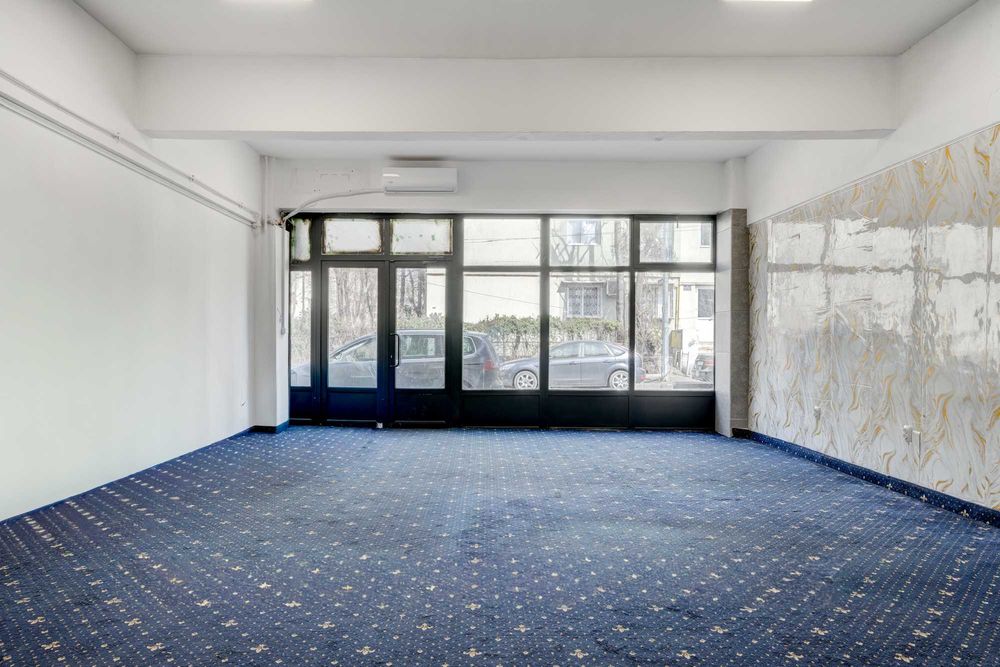 Spatiu comercial stradal 63 m.p. in Complex Baicului stradal