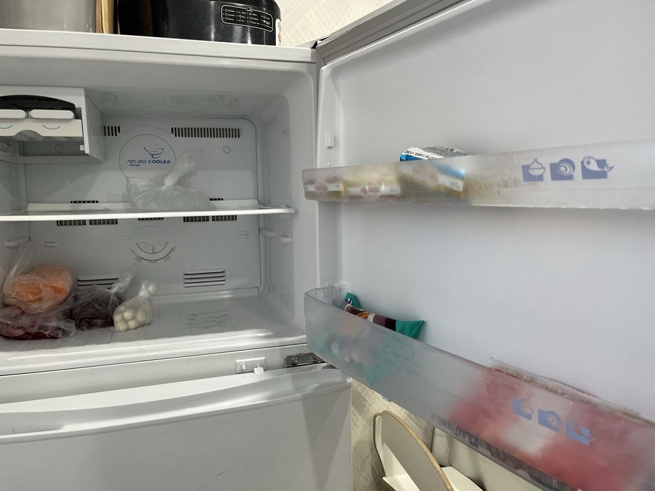 Продам холодильник