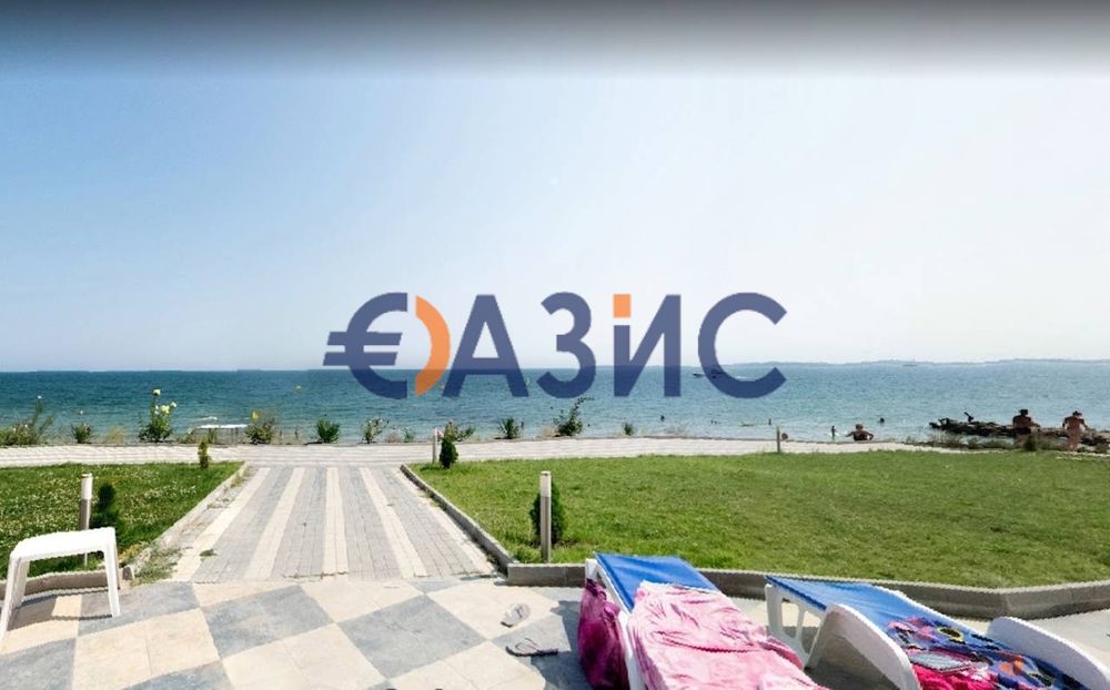 Тристаен апартамент с изглед към морето в комплекс Роял Палм в Свети Влас, България - 197,47 кв. м. (28879488)