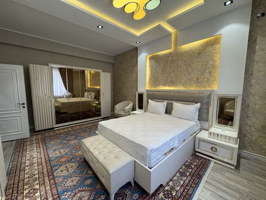 Продаётся Hi-Tech Новый дом.