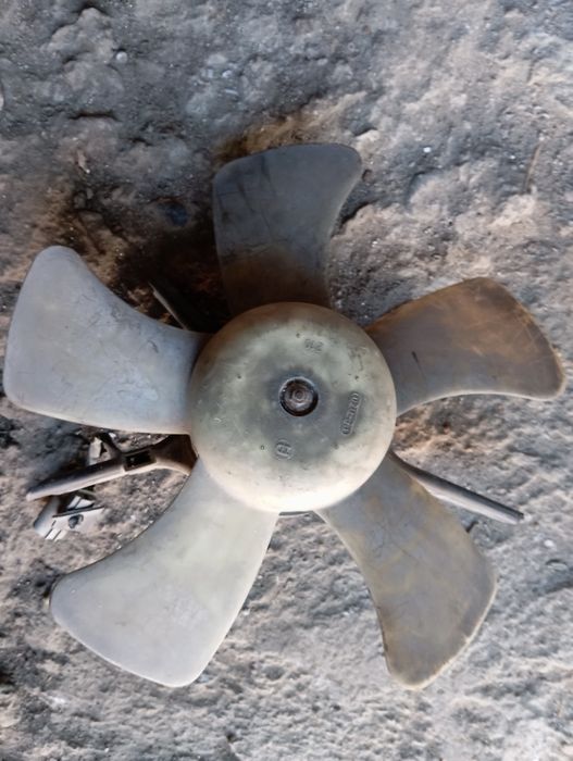 Запчасти Рав4 1994 год,2,0,правый руль