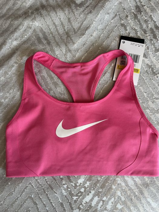 Спортни бюстиета Nike