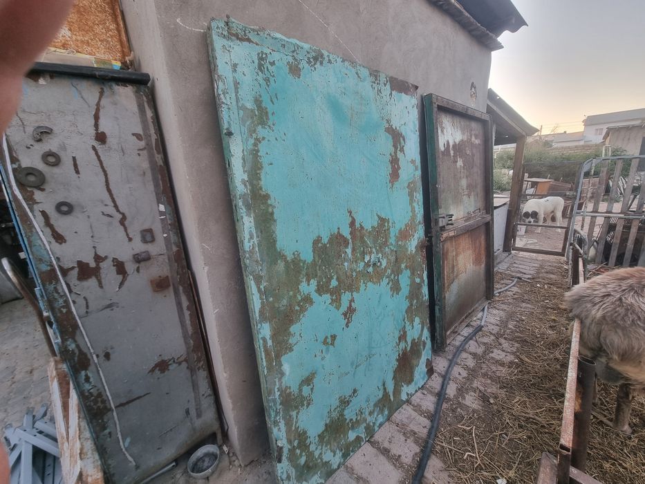 Продам гаражную вороту