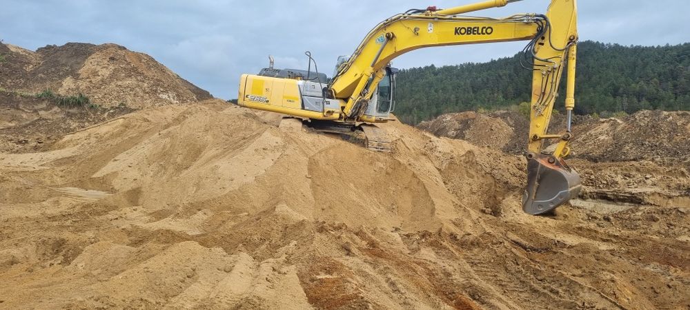 Vand balast(balastru),nisip  CANTITATE MINIMA 18M3!!!