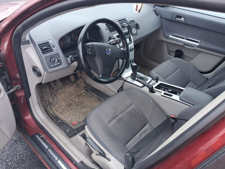 VOLVO V50 2010 — imagine 4