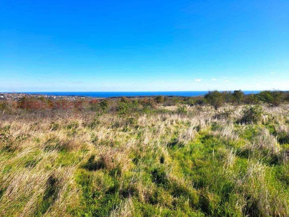 Парцел в Варна-м-т Боровец - юг площ 5128м2 цена 88800€